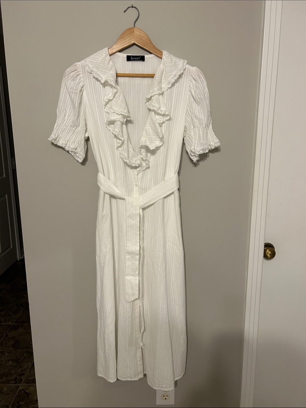 Few moda Ivory Ruffle-Front Midi Dress